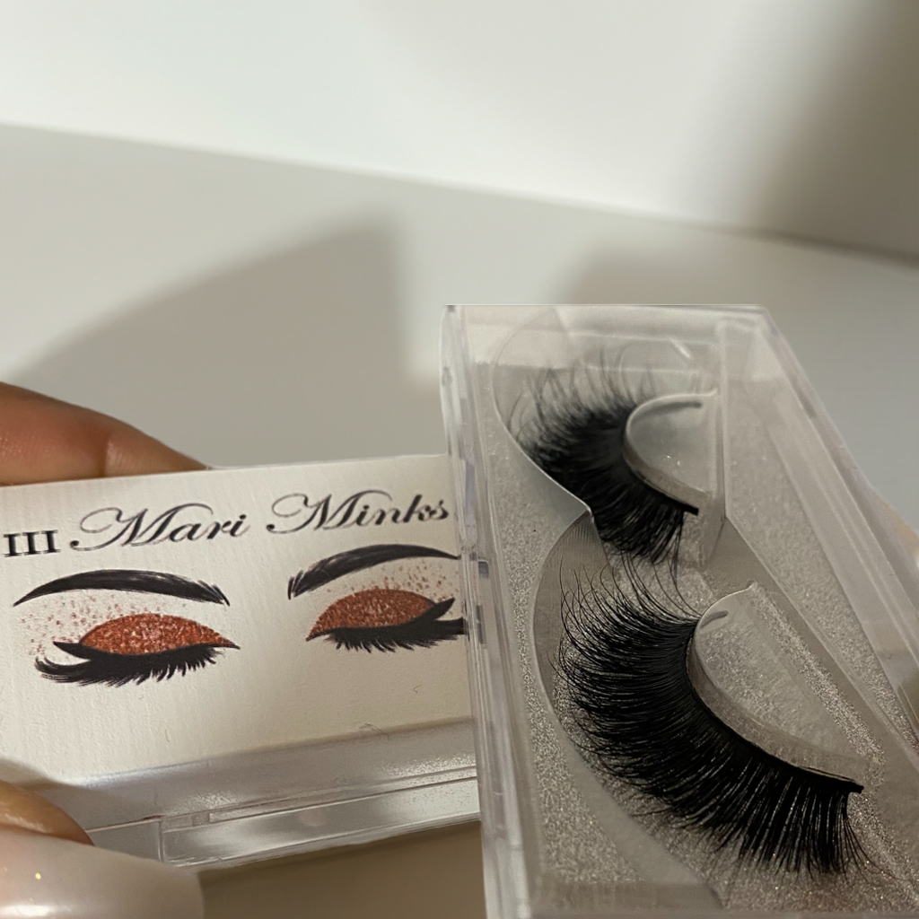IIIMari Mink 24 Attitude