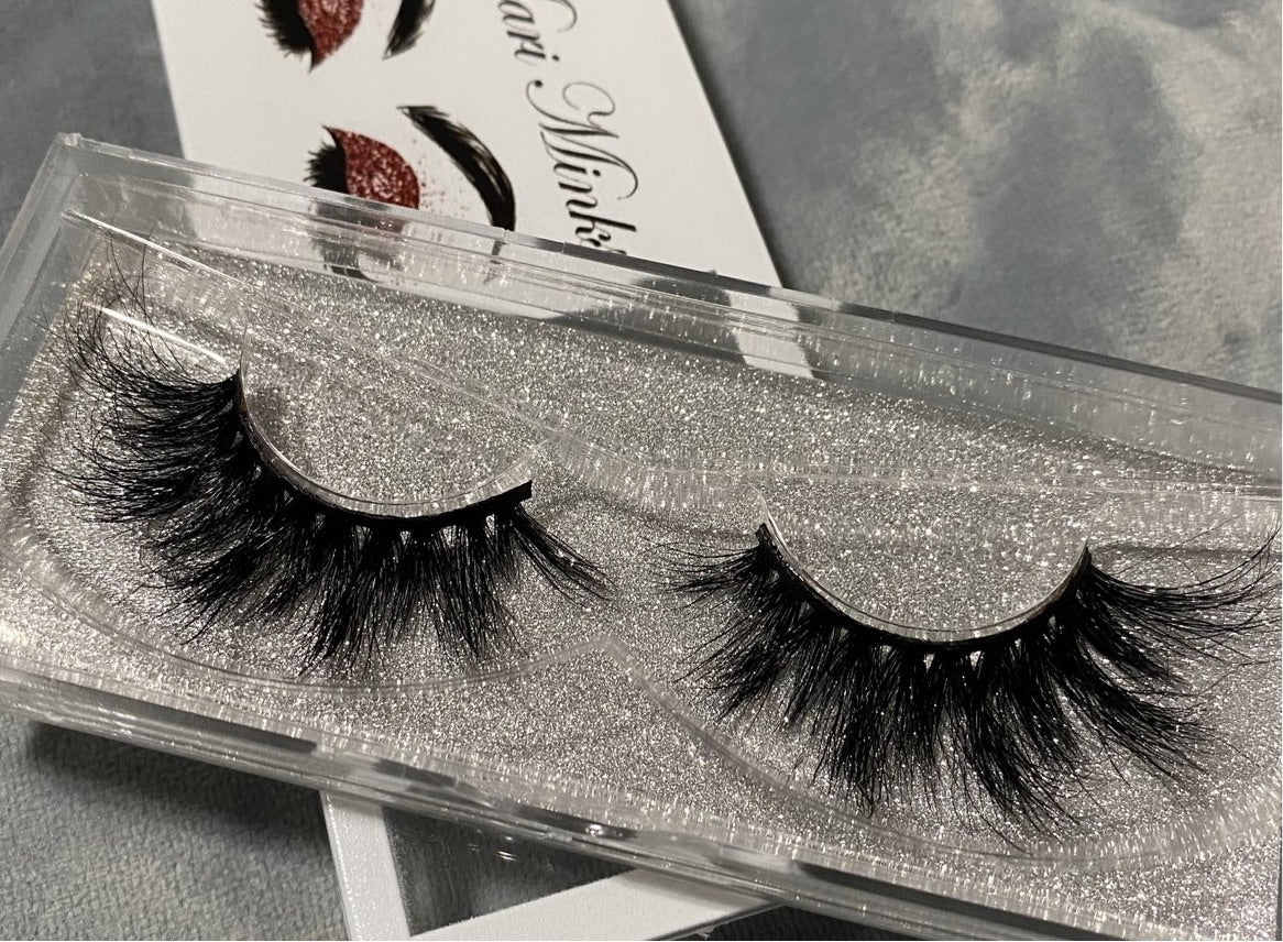IIIMari Mink 45 Wispy Wink