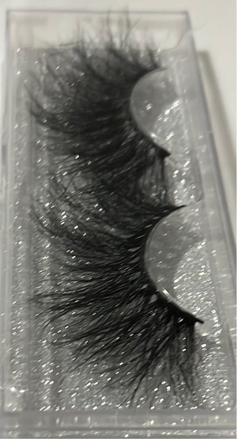 IIIMari Mink 6 Feather Flutter